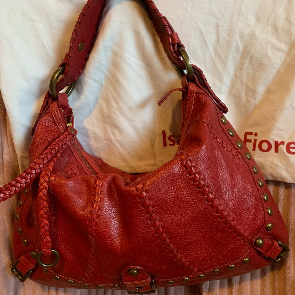 🥀 ISABELLA FIORE Whipstitched Audra Studded Bag 🥀